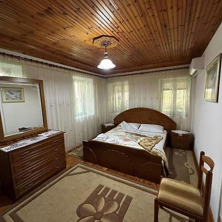 Geri Guesthouse Gjirokastër Exterior foto